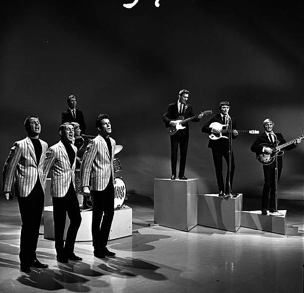 THE ELIGIBLES WITH The Shindogs 1965 Shindig Tv Show Old Photo $9.00 ...