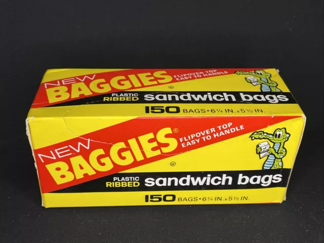 VINTAGE 1970's BAGGIES twist-tie plastic Food Storage Bags with Alligator.  NOS