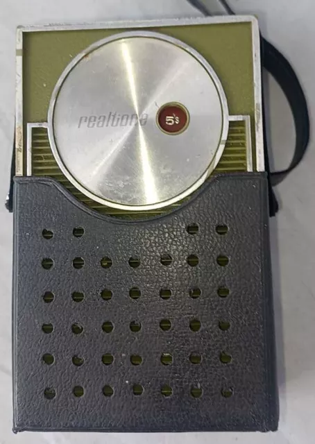 🔥🔥Vintage Realtone Avacado Green Transistor  Radio 1166-2 With Case Works