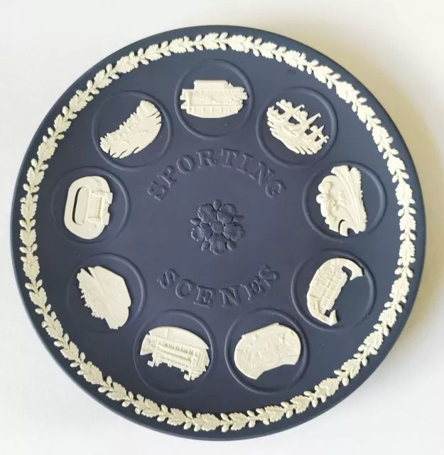 Wedgwood Portland Azul Jasperware Placa Sporting Escenas