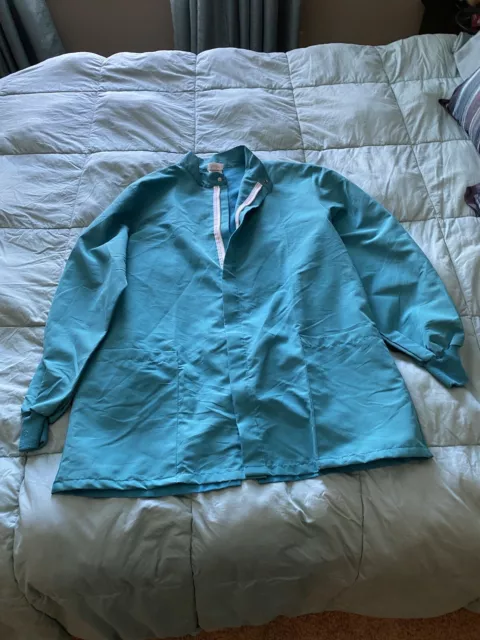 (F13)scrub lab jacket with zippered front color teal size medium