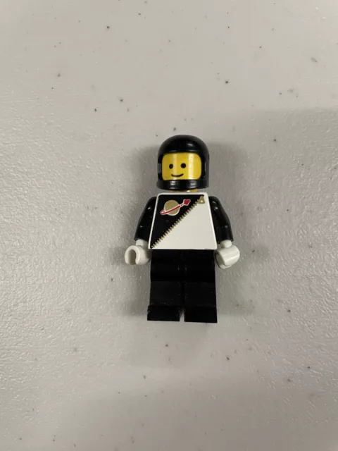 Lego Vintage Black Space Minifigure