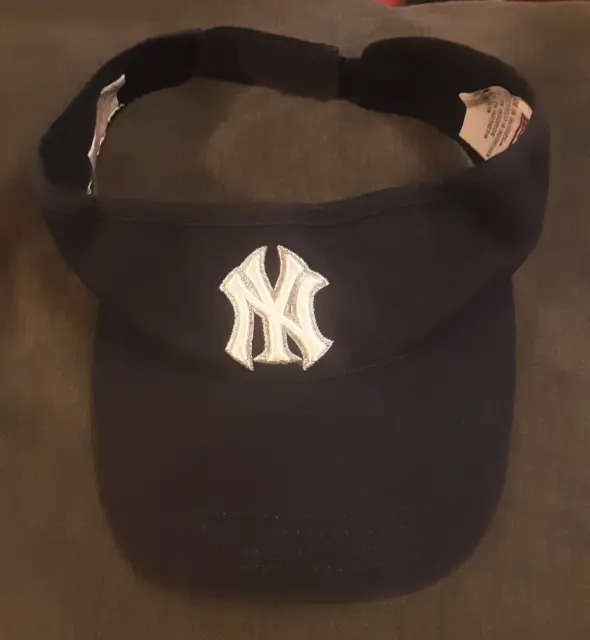 Vintage New York Yankies Navy Blue Visor Cap