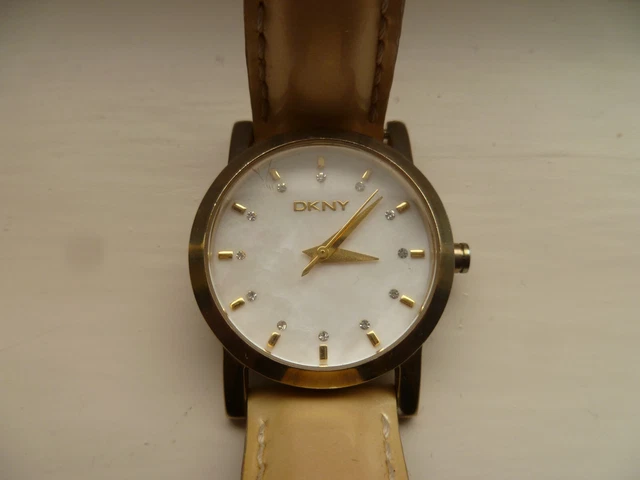 LADIES DKNY WATCH Ny4765 Mother Of Pearl Effect Dial 30Mm 15.00 PicClick UK