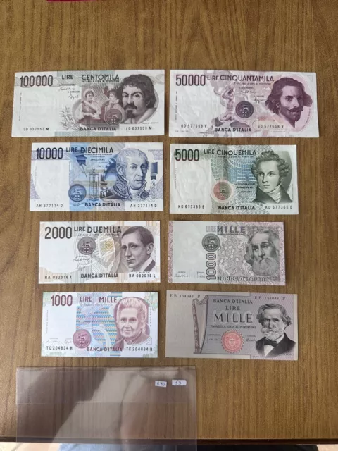 Lotto 8 Banconote Lire 100000 Caravaggio 50000 Bernini 10000 5000 2000 1000 R89 Lotto 8 Banconote Lire 100000 Caravaggio 50000 Bernini 10000 5000 2000 1000 R89