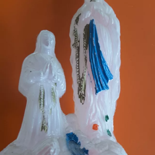 VINTAGE RELIGIOUS KITSCH Plastic Holy Water Bottle Lourdes Souvenir ...