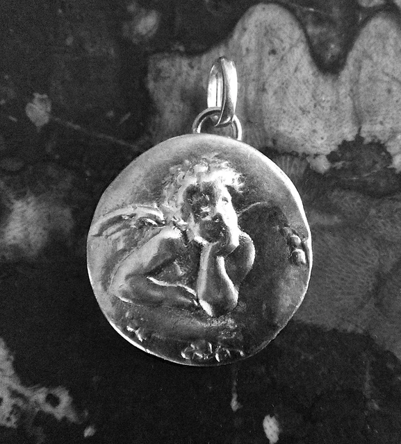Pendentif Ancien En Argent Massif 925 Et Or - Angelot Putti Avec Panier - Bijou Vintage Unique Et Superbe