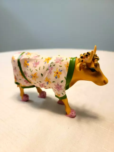 Cow Parade Figurine #9129 Early Show