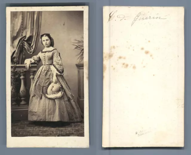 Jeune femme au chapeau à plumes CDV vintage albumen carte de visite  Tirage al