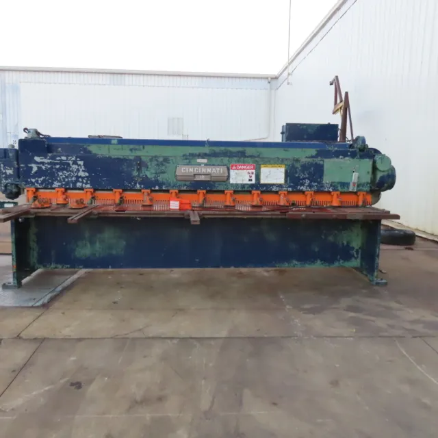 Cincinnati 1012 10 ga x 12' Mild Steel Mechanical Shear 7.5Hp 230/460V