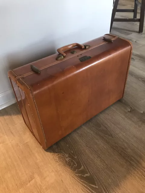 Vintage  Shwayder Bros.  Brown  Samsonite  Hard Shell Luggage  21"