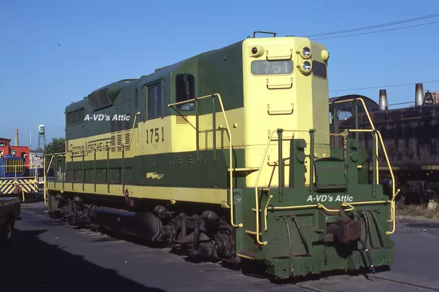 Orig slide PNER Pocono Northeast EMD GP9 1751 Wilkes Barre PA 1985  BIN