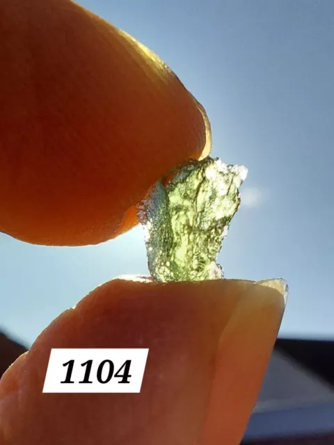 Genuine Moldavite Crystal tektite extraterrestrial 🟢0.20g🟢small piece