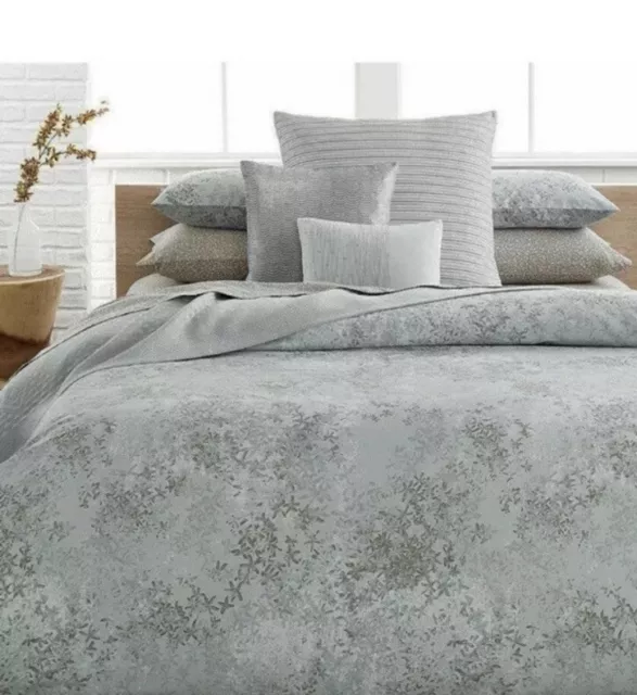 Calvin Klein Presidio Wake Queen Comforter+Two Standard Shams. Brand New!