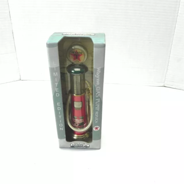 Gearbox Collectibles Wayne Gas Pump Replica Limited Edition Texaco Sky Chief New