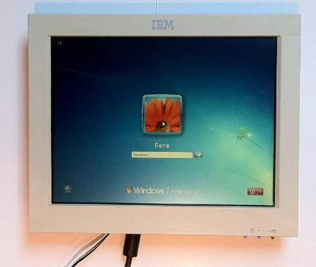 IBM 12" POS MONITOR TFT DISPLAY IBM 4820-48T KASSENDISPLAY / Windows7 rdy