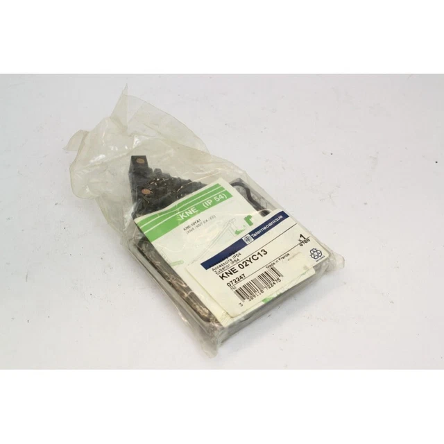 TELEMECANIQUE 072247 KNE 02YC13 Accessoire (B799)
