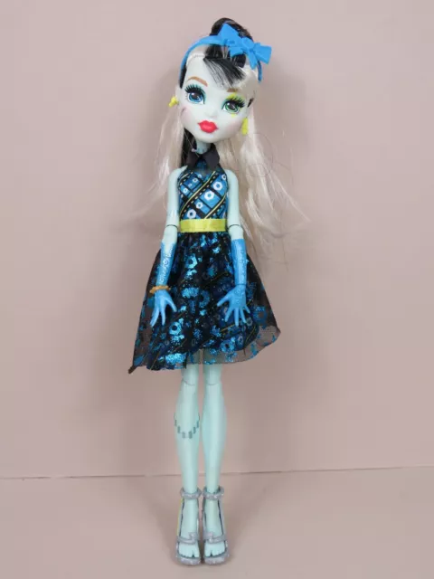 Welcome to monster hot sale high frankie stein