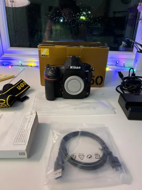 Nikon D850 45.7MP DSLR Digital Camera -Black (Body Only) Mint Only 1250 shutter