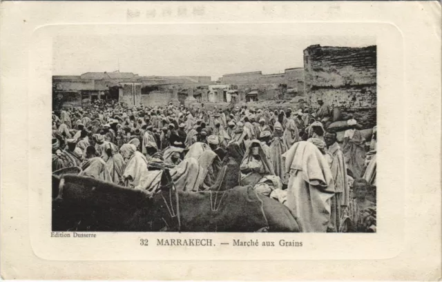 CPA AK MAROC MARRAKECH Marché aux Grains (10598)