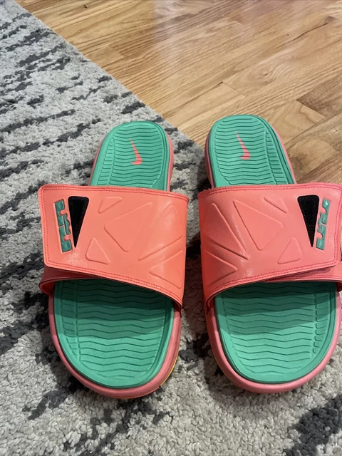 Nike elite sandals deals