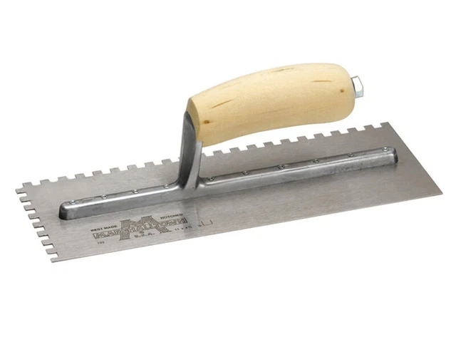 Marshalltown M702S Entaillé Truelle Carré 0.6cm Bois Poignée 11 X 4.1.3cm M/T70