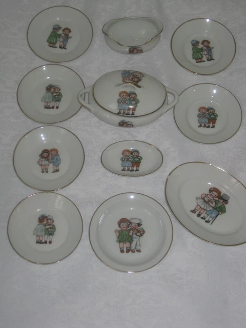 Dînette Ancienne En Porcelaine Blanche - 21 Pièces Décor Peintes Main - Jolie Collection