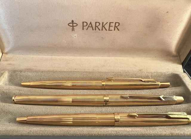 Stylo Roller Parker 180 Finition Torsadée Laque Noire & Plaqué Or 18 Carats - Occasion