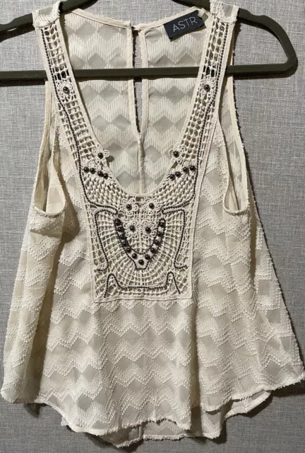 ASTR the Label Top Womens Small Ivory Crochet  Sleeveless Studded Boho Aztec