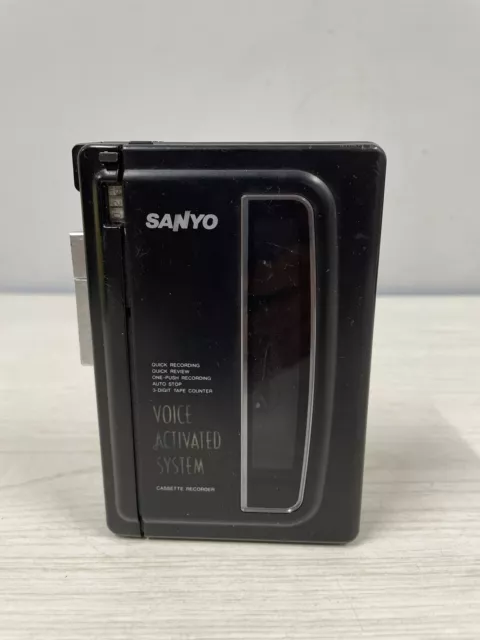 VINTAGE SANYO#M1118 VOICE ACTIVATED CASSETTE RECORDER All But Rewind Not Working