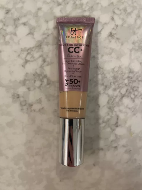 Iluminación en crema IT Cosmetics CC+ con FPS 50, mediano - 1,08 oz.