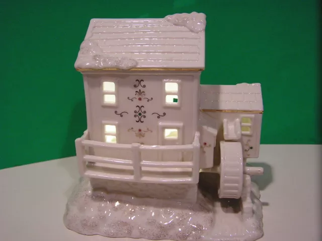 LENOX MISTLETOE PARK MILL 2012 NEW in BOX Village Treasures Series 3