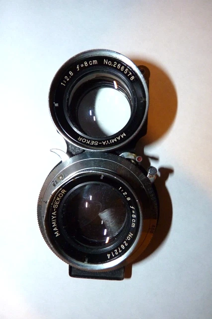 MAMIYA Sekor 1:2.8 f 8cm TLR Lens
