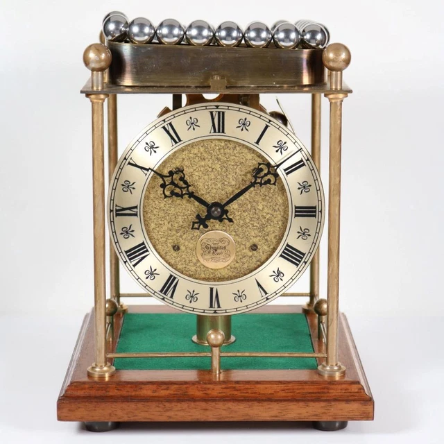 SPHEROID GEWICHT MYSTERY SKELETT GRAVITATION UHR von THWAITES & REED