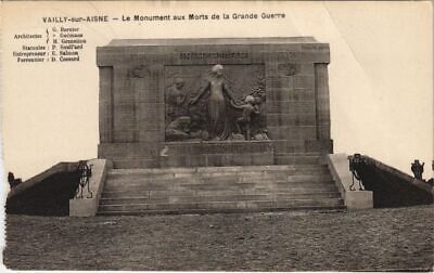 CPA vailly-sur-ceviche le monument aux morts (157768)