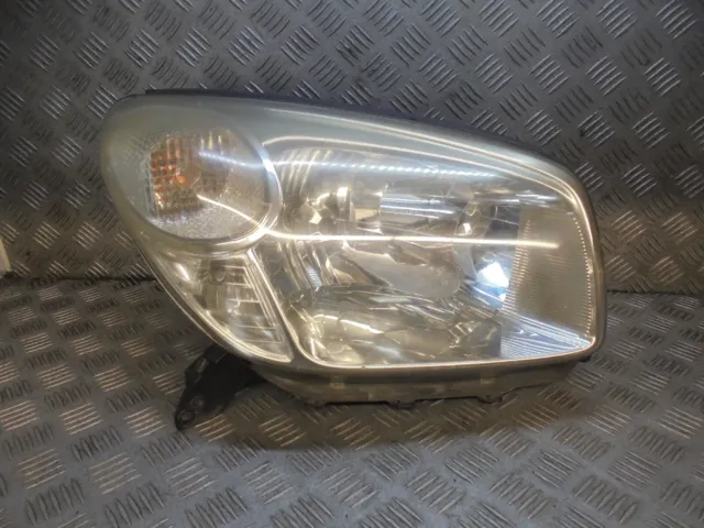 Toyota Rav-4 2004 2.0 Petrol Mk2 5Dr Drivers Side Front Headlight