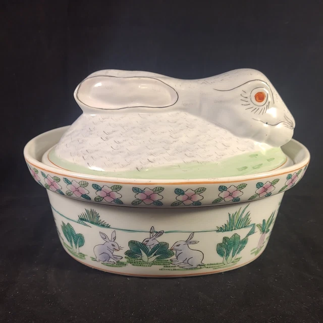 5 Cup Ceramic casserole Dish Bunny Rabbit Shaped Lid Tureen floral lettuce japan