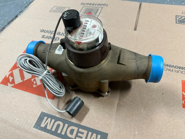 Sensus 1.5" PMM Water Meter