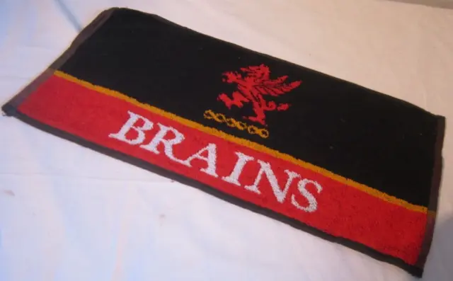 Vintage Brains Bar Towel Mat Runner Man Cave