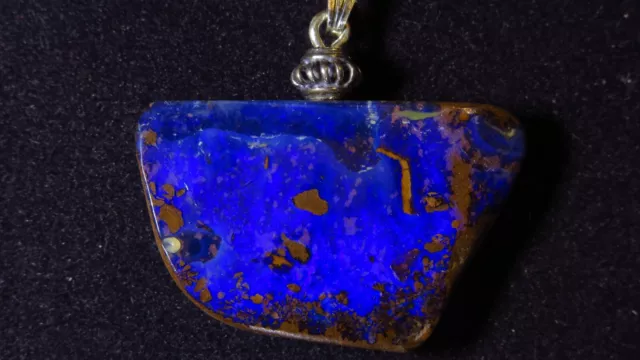 Boulder Opal Anhänger aus Winton, Australien  54,5 Carat  BLF AD 8