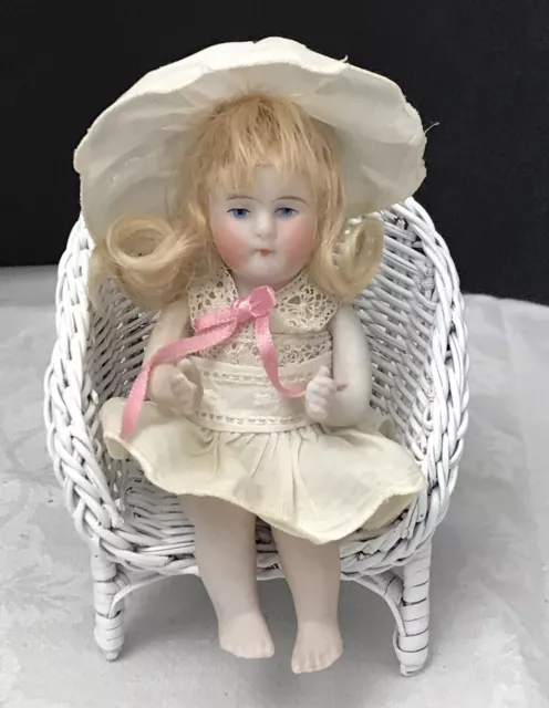 Antique All Bisque 20-4 Germany Bended Knees Doll 4" & Chair