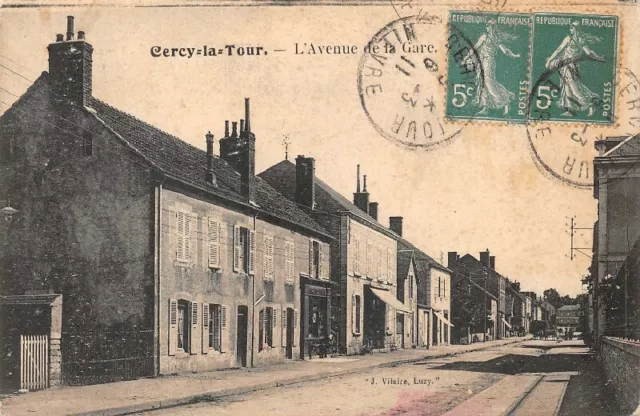 CERCY-la-TOUR - l'avenue de la gare