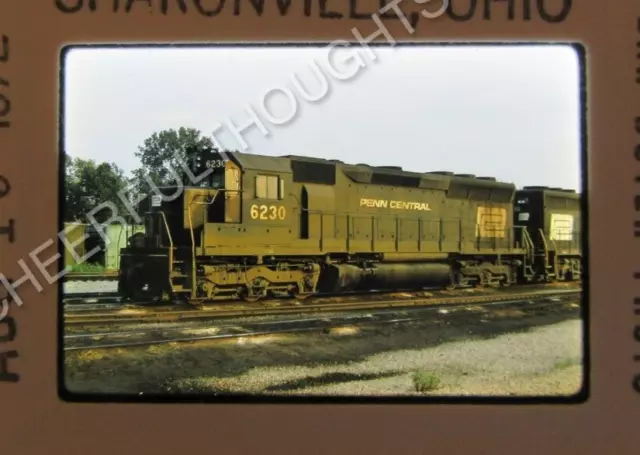 Original '72 Kodachrome Slide PC Penn Central 6230 SD45 Sharonville, OH     37C8