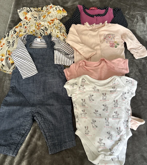 Pacchetto bambina. Età 3-6 mesi