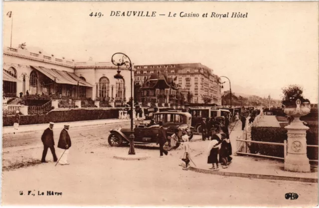 CPA Deauville Le Casino et Royal Hotel FRANCE (133377)