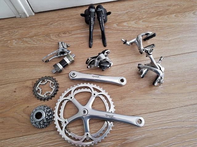 Groupe Occasion Record Carbone Titane Groupeset Campagnolo Record Carbon Titanium 10 Vitesses - Occasion Très Bon État Campagnolo Record Carbon D'occasion