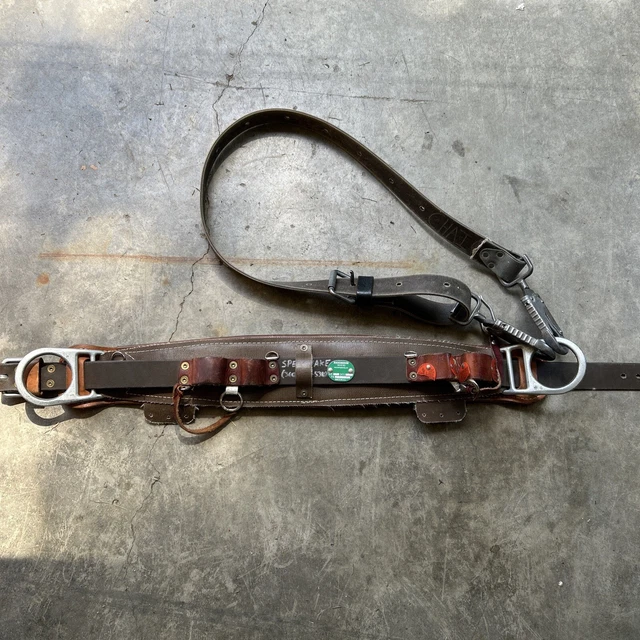 Buckingham Climbing Belt. Size 26