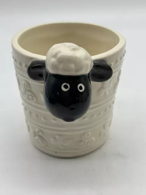 Royal Tara Irish Mug Woolly Sheep White Ceramic Tea Cup Coffe Mug 13 fl oz