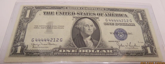 1935 D $1 One Dollar Silver Certificate Blue Seal Crisp Uncirculated G44444212G