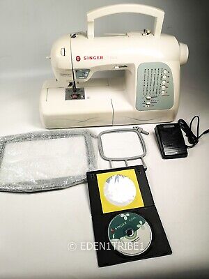 Máquina de coser bordado Singer Futura solo modelo XL 400 con CD de software